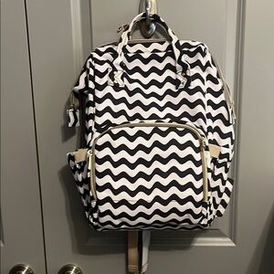Black and White Wavy Pattern Backpack